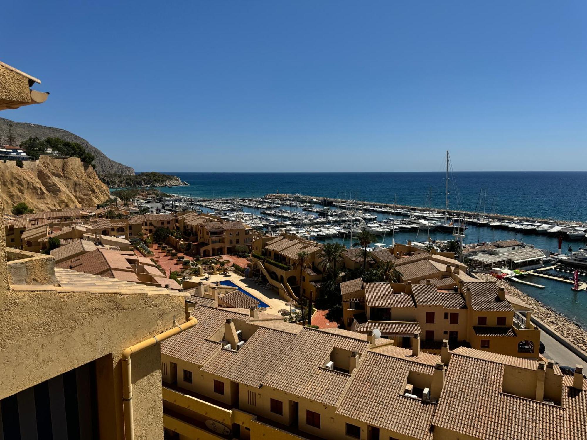Sunrise Beachfront Apartment By The Marina Altea Zewnętrze zdjęcie